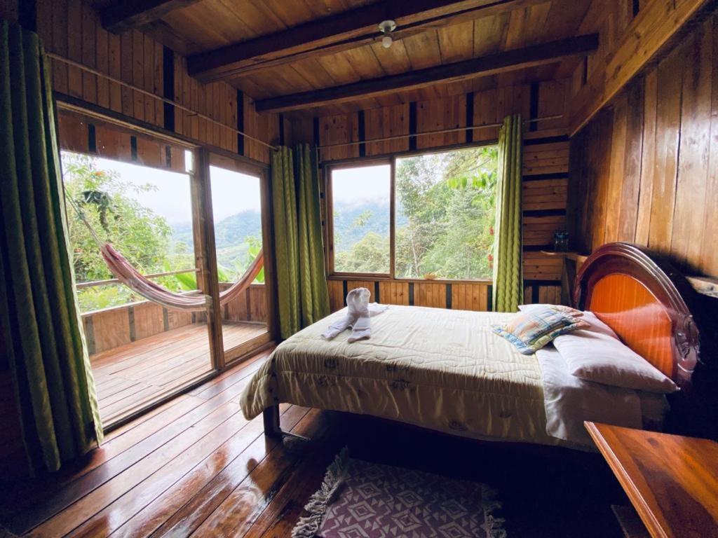 Вилла Eden Treehouse Миндо Экстерьер фото